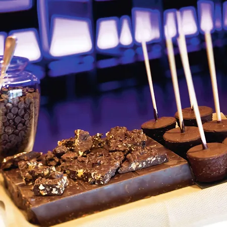 호텔 Movenpick - Hertogenbosch 스헤르토헨보스