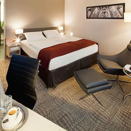 Mövenpick 's Hertogenbosch Hotell 4*