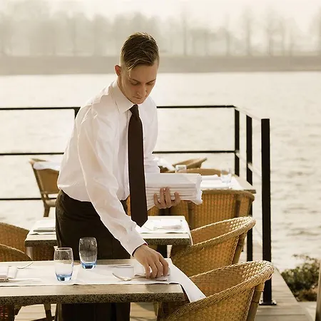 Movenpick - Hertogenbosch 호텔 4*