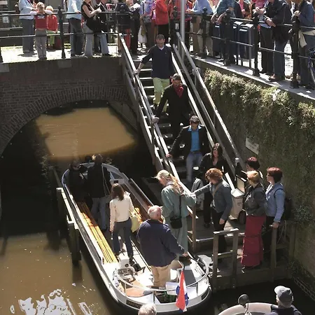 Отель Moevenpick 's Hertogenbosch