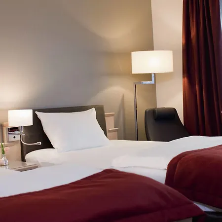 호텔 Movenpick - Hertogenbosch 스헤르토헨보스