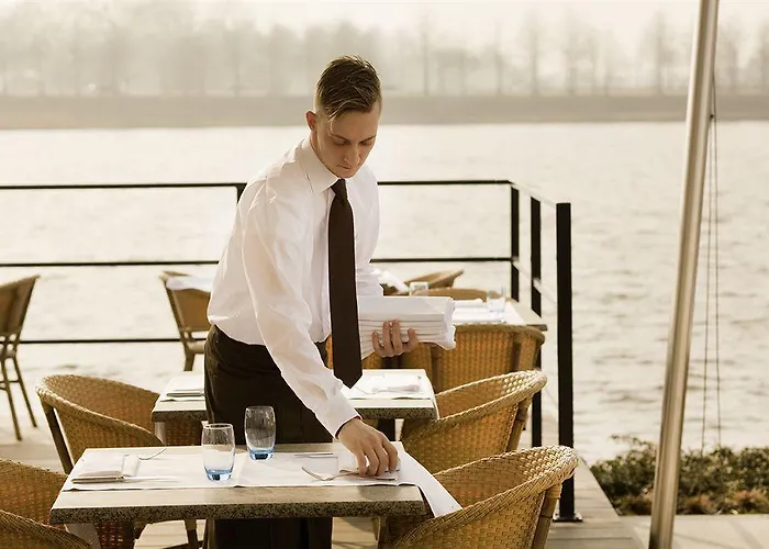 Movenpick - Hertogenbosch فندق 4*